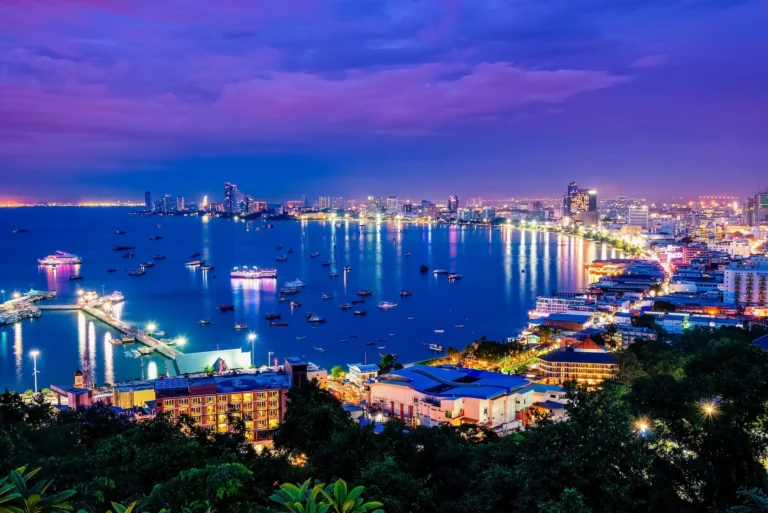 PATTAYA BEACH - PATTAYA - THAILAND 2